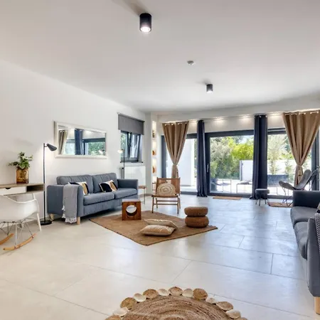 Design M Pula, Pjescana Uvala Willa