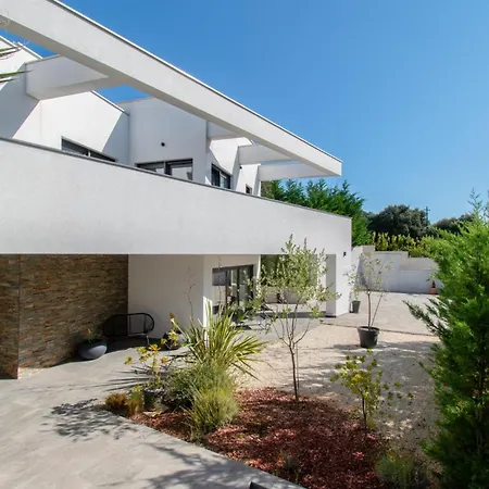 Design M Pula, Pjescana Uvala Willa Pula