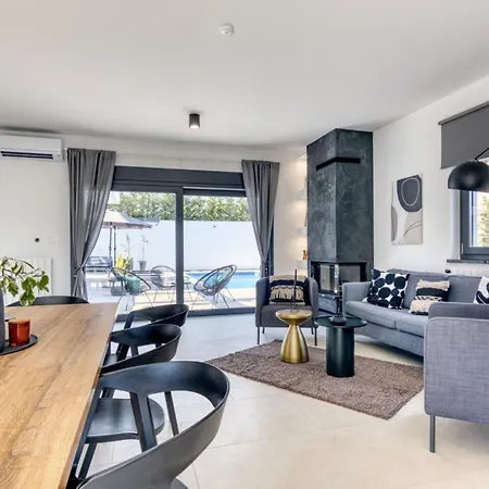 Design M Pula, Pjescana Uvala