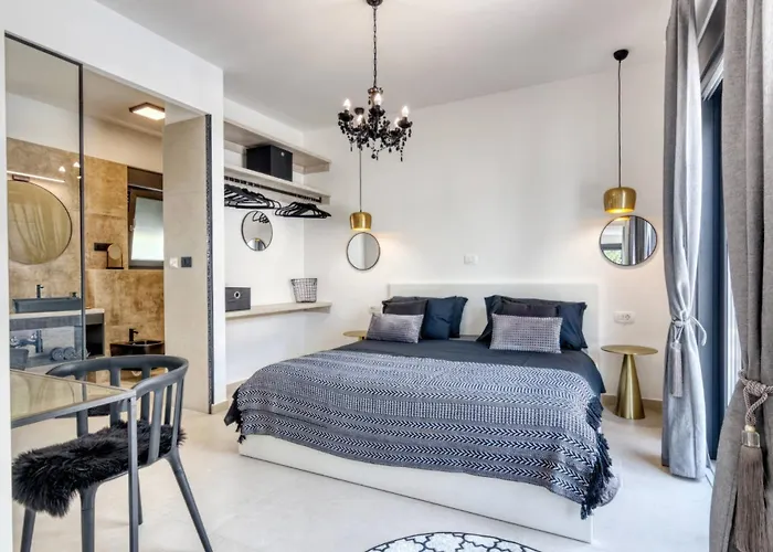 Design M Pula, Pjescana Uvala * Pula