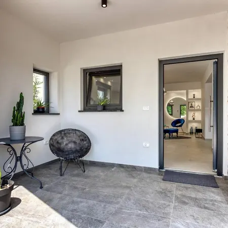 Design M Pula, Pjescana Uvala Villa *