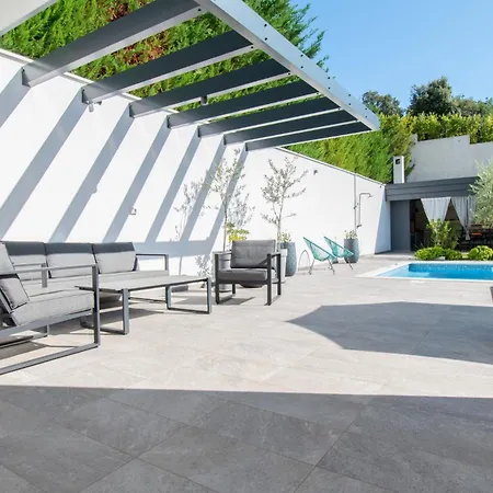 Villa Design M Pula, Pjescana Uvala