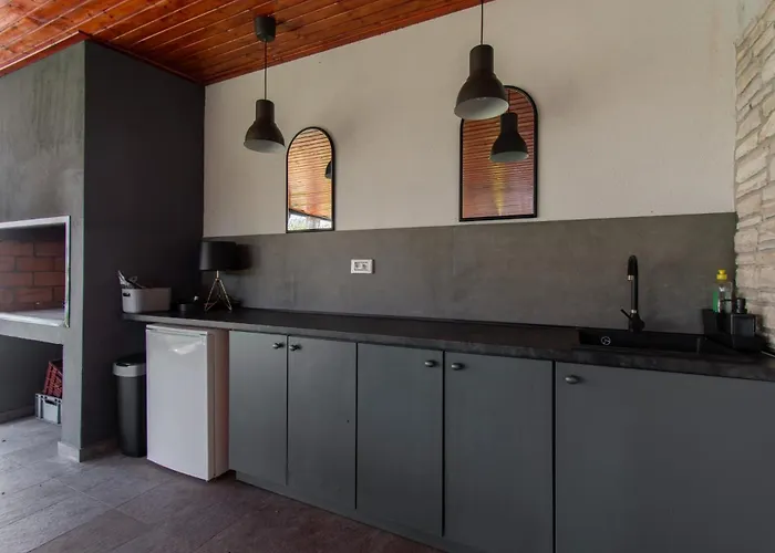 Design M Pula, Pjescana Uvala * Пула